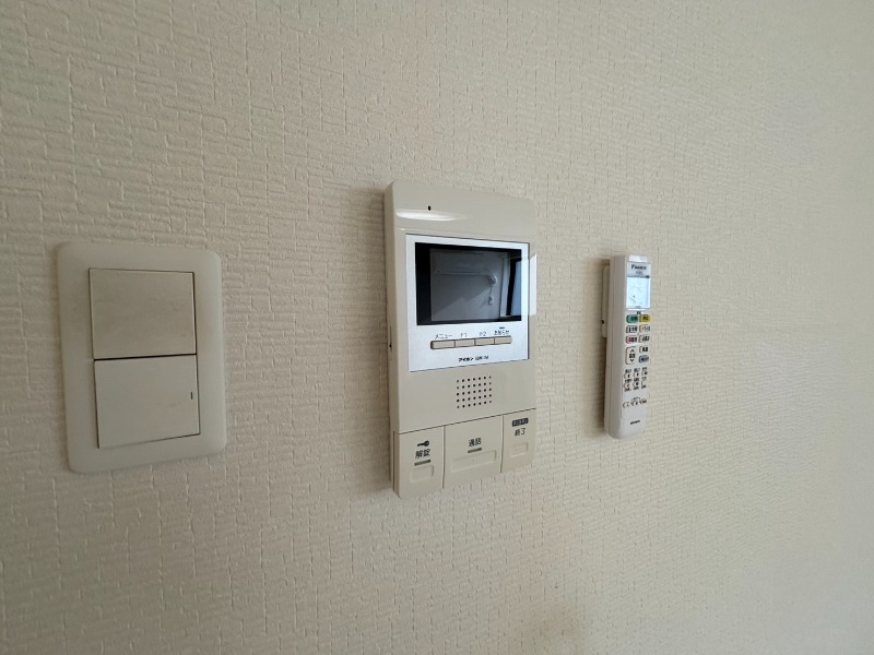 セキュリティ　インターホンで来客確認ができます。色々な機能が付いています。