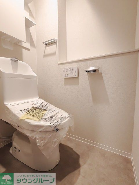 トイレ　※写真は同タイプ住戸です。