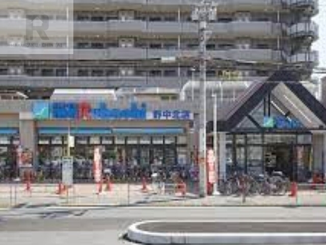 スーパー　スーパーマルハチ野中北店（スーパー）まで288m