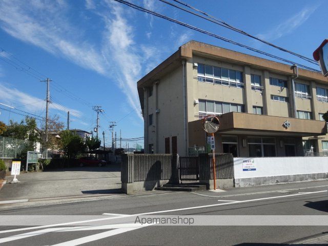 中学校　東和中学校（中学校）まで457m