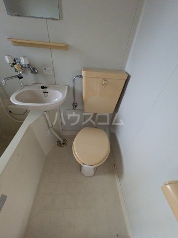 ペルソンヌ下依知のトイレ写真