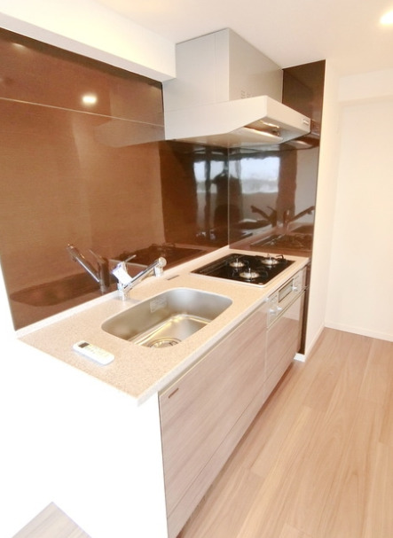 キッチン　別部屋の画像を使用しております。