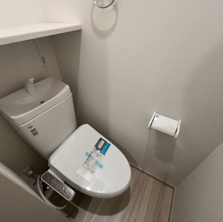 トイレ　※別部屋参考画像