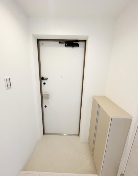 玄関　※同施工参考画像