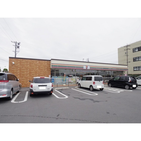 コンビニ　セブンイレブン小諸柏木店（コンビニ）まで711m