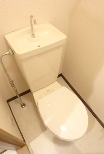トイレ　清潔感のあるトイレです