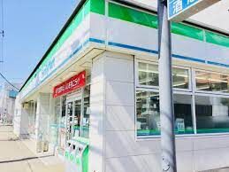 コンビニ　ファミリーマート札幌南5条東店（コンビニ）まで380m