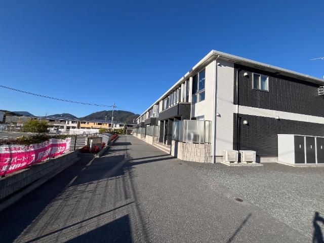 建物外観　外観写真（昼）