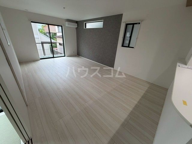 Sumai-to船橋市三咲04の居間写真