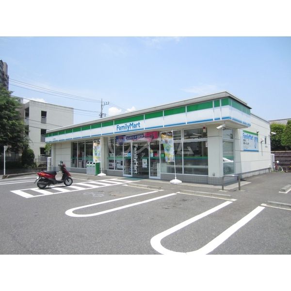 コンビニ　ファミリーマート 八王子別所店（コンビニ）まで587m