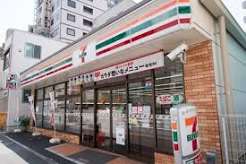 コンビニ　セブンイレブン北区滝野川2丁目店（コンビニ）まで331m