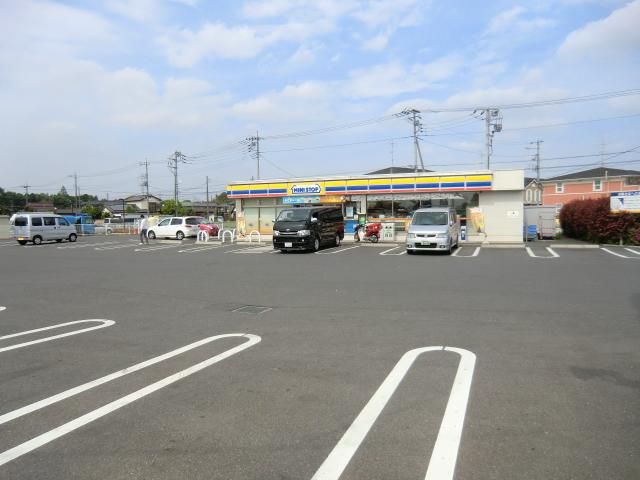 コンビニ　ミニストップ（コンビニ）まで90m