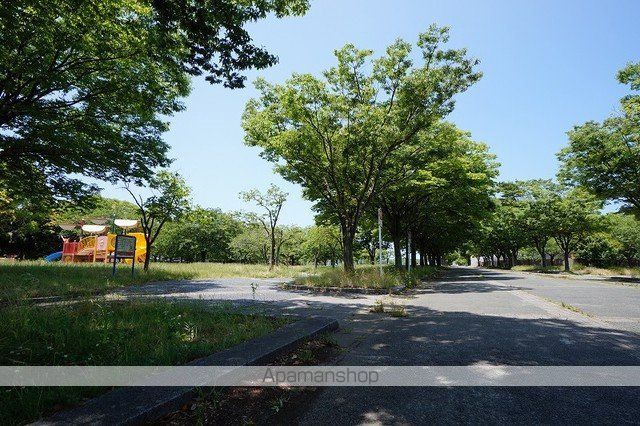 公園　本城公園（公園）まで180m