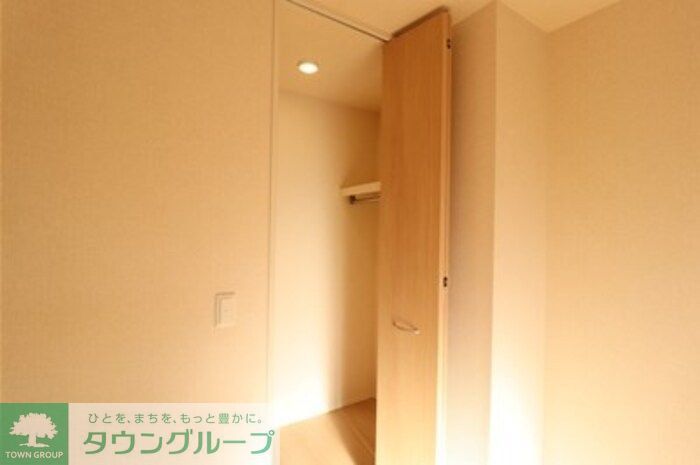収納　トリシアシリーズ同社施工参照　現状優先