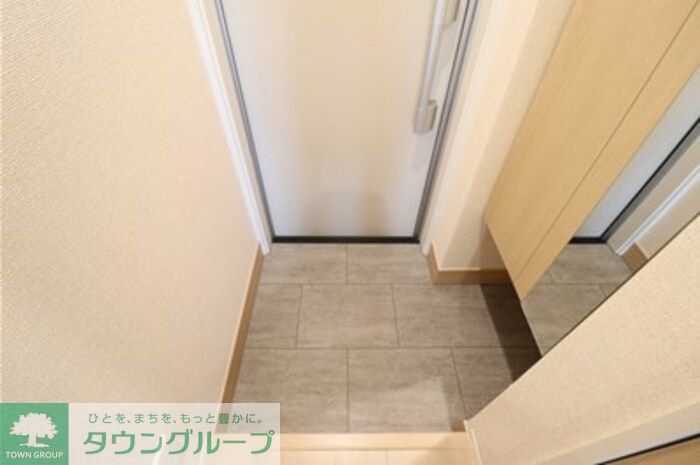 玄関　トリシアシリーズ同社施工参照　現状優先