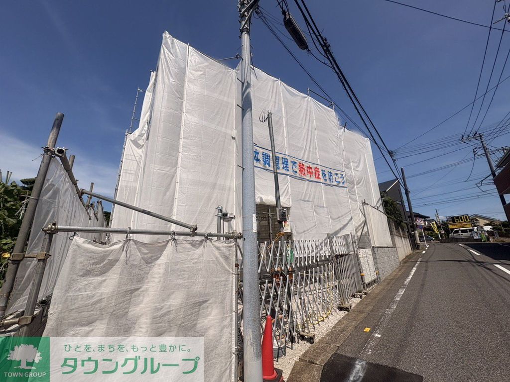 建物外観　建築中
