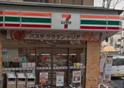 コンビニ　セブン-イレブン 亀戸３丁目店（コンビニ）まで131m