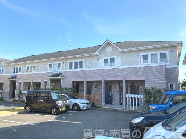 建物外観　住環境良好です♪