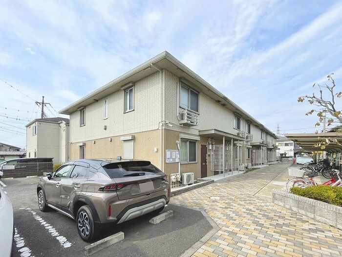建物外観　お電話でお問合わせ頂けますと、よりスムーズにご対応出来ます♪