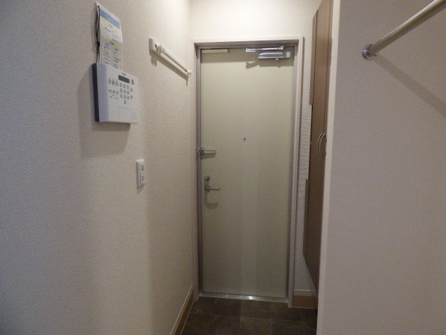 玄関　※他部屋参照