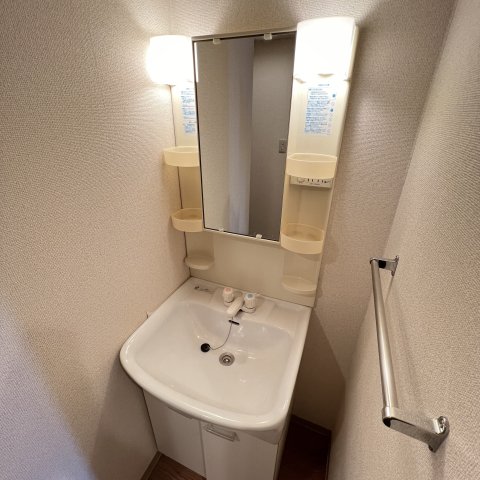 洗面設備　同仕様タイプです
