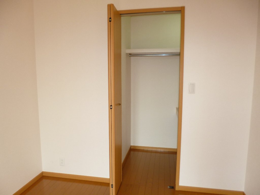 収納　ウォークインクローゼット