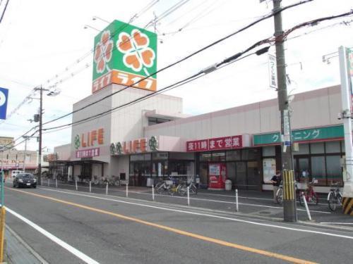 スーパー　ライフ福泉店（スーパー）まで680m