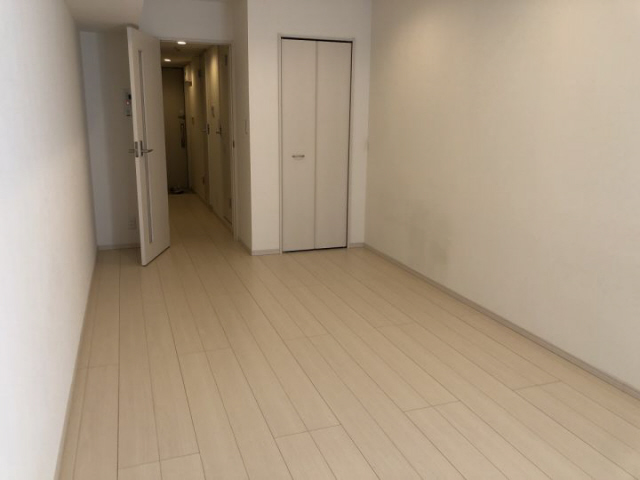 居室・リビング　写真は同マンションの別のお部屋のものです