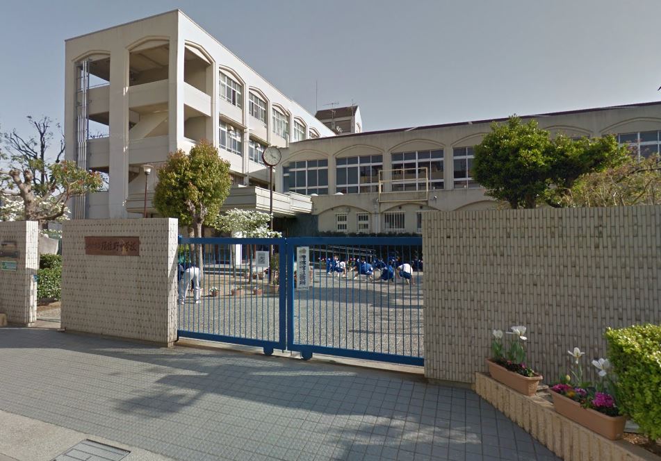 中学校　神戸市立須佐野中学校（中学校）まで707m
