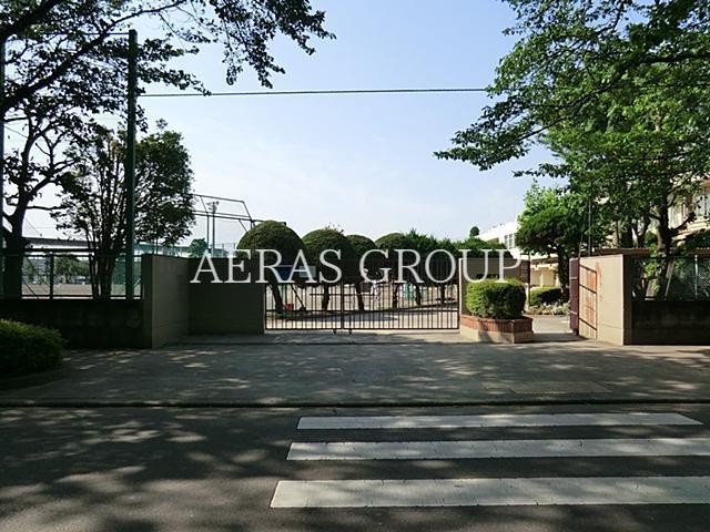 中学校　立川市立第六中学校（中学校）まで851m