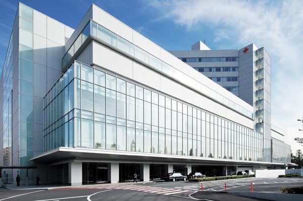 病院　日本赤十字社医療センター（病院）まで790m
