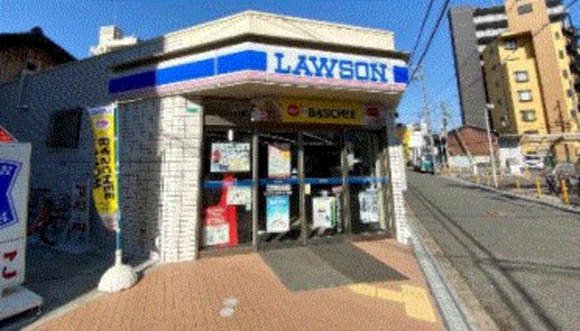 コンビニ　ローソン玉津三丁目店（コンビニ）まで626m