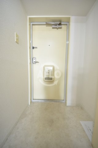 玄関　内外うつぼビル　玄関