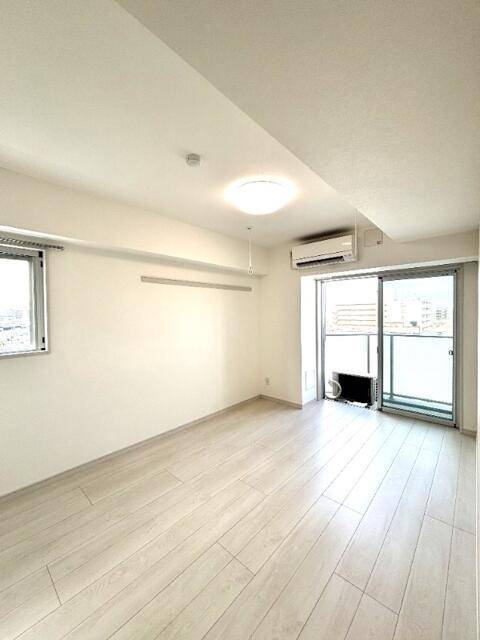 その他　東向きです
