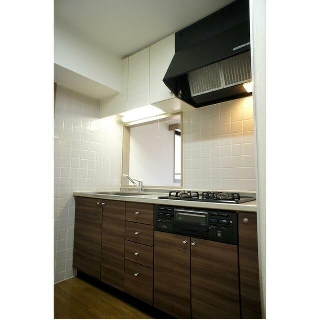 キッチン　同タイプ・別部屋画像