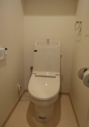 トイレ　トイレもきれいです