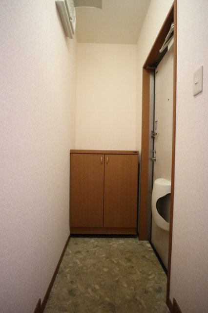 ラフィーネ二ツ屋の玄関写真