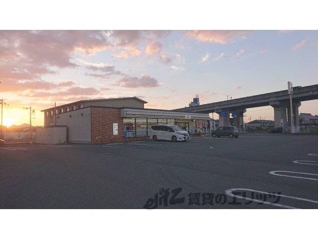 コンビニ　セブンイレブン橿原四条町店（コンビニ）まで2400m