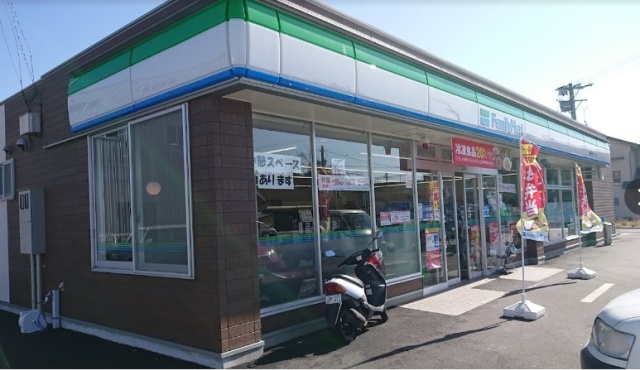 コンビニ　ファミリーマート　藤枝藪田西インター店（コンビニ）まで2400m