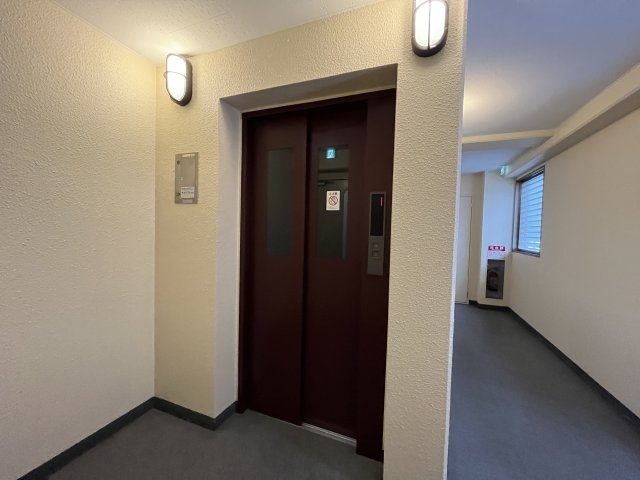 ロビー