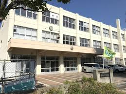中学校　札幌市立屯田中央中学校（中学校）まで1625m
