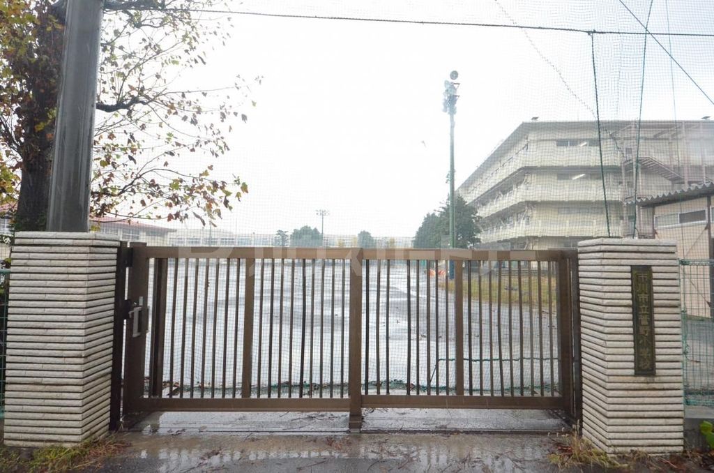 小学校　市川市立菅野小学校（小学校）まで760m