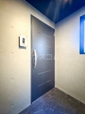 スカイコートソレア新丸子の玄関写真