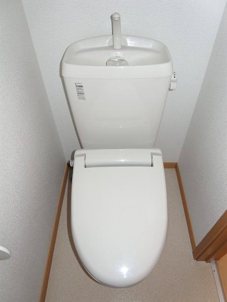 トイレ　トイレ