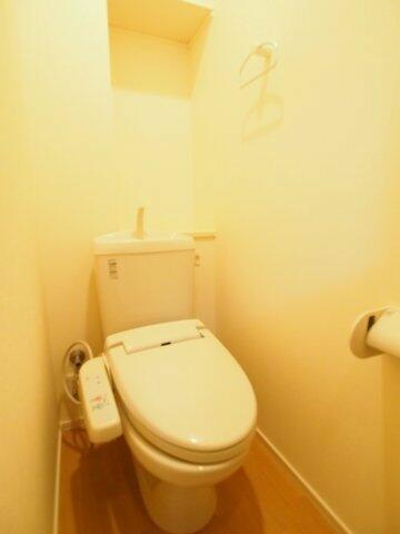トイレ　トイレもきれいです