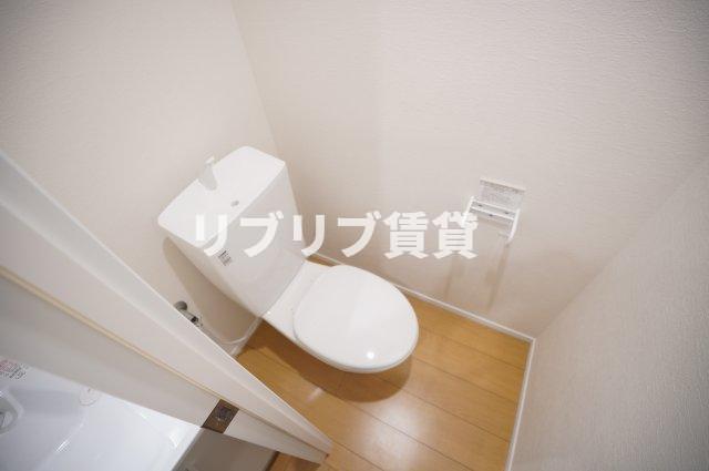 ＪＲ総武線 千葉駅 徒歩10分 9階建 築3年のトイレ写真