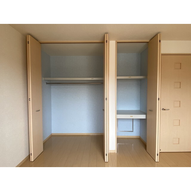 収納　クローゼット
