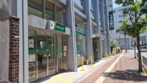 銀行　りそな銀行 橿原支店（銀行）まで379m