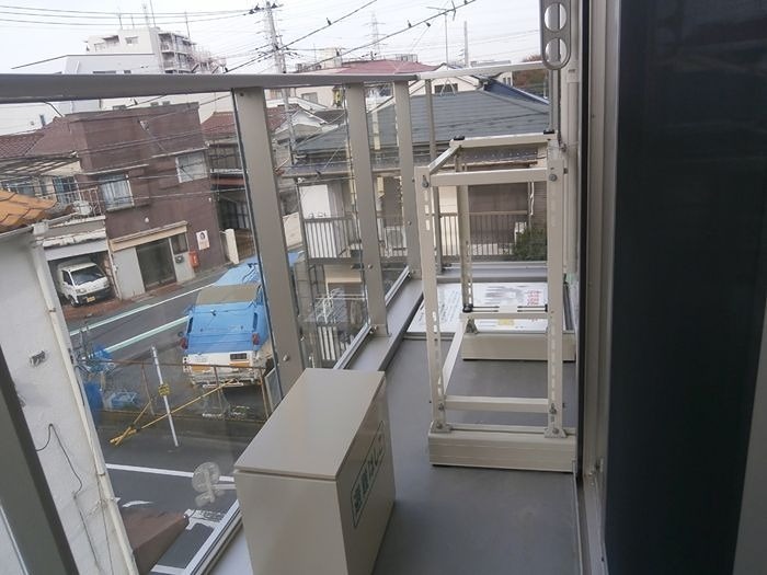バルコニー　西側のバルコニーです☆