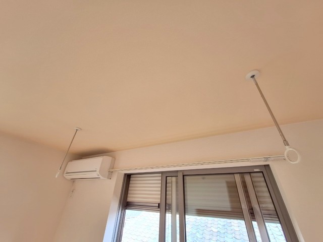 その他　★防犯シャッター　室内物干しフック★